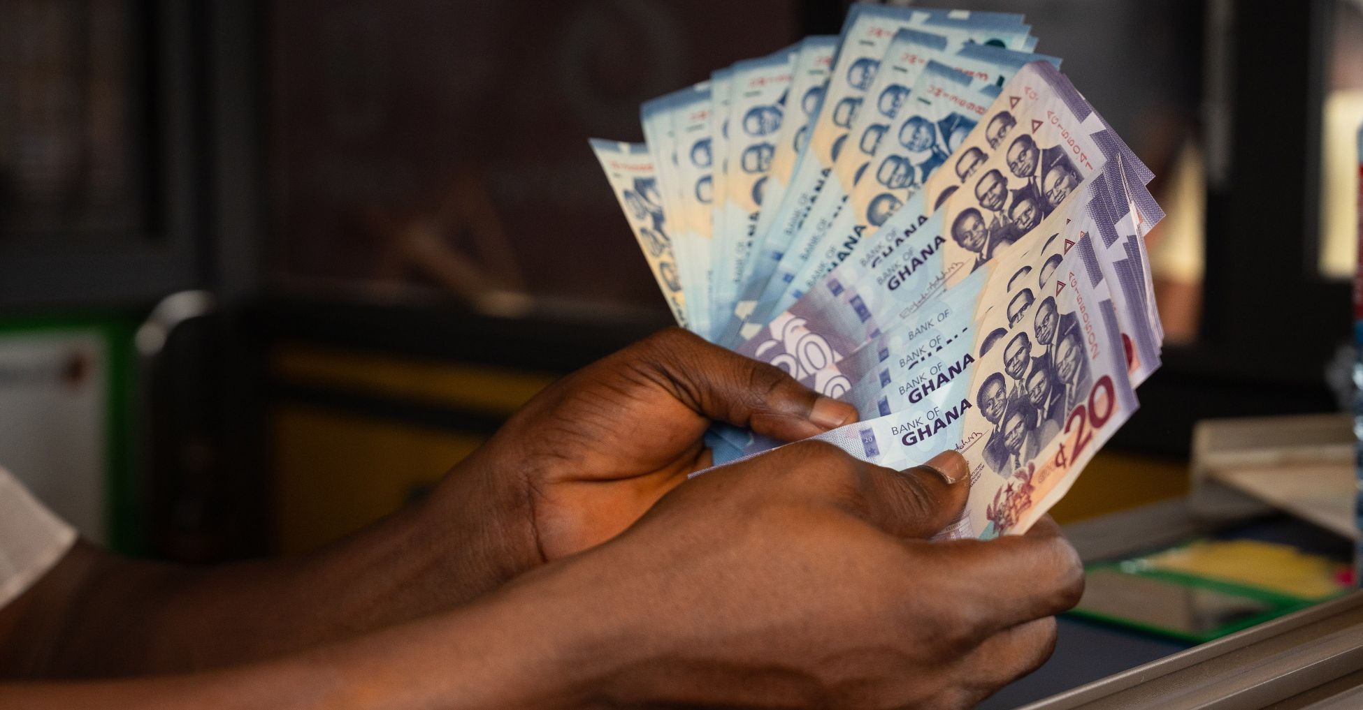 GHANAGOSSIPS Ghana cedi is the third worst-performing African currency in 2024 – Bloomberg