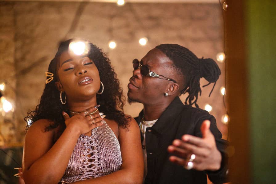 GHANAGOSSIPS Broke guys are not supposed to date beautiful ladies – Stonebwoy