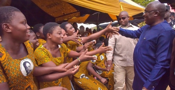 GHANAGOSSIPS Each and every Student will get a laptop to improve learning in school- Dr Bawumia