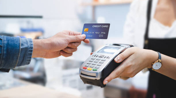 GHANAGOSSIPS 10 Reasons to adopt the use of Credit Card