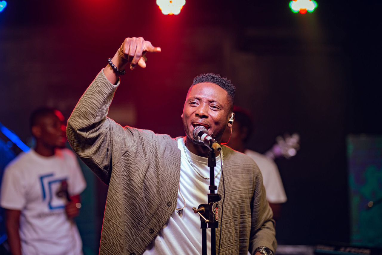 Nii Kwei Releases Uplifting "The Praise Medley," a Celebration of God's Goodness